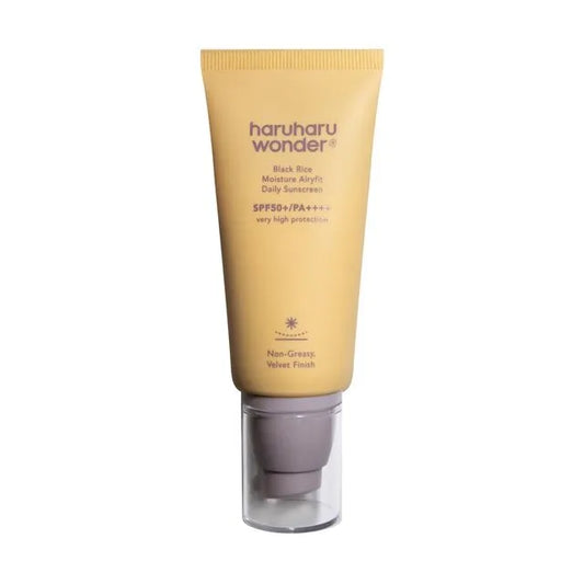 HaruHaru Wounder - Black Tea Moisture Airyfit  Daily Sunscreen SPF50+/PA++++